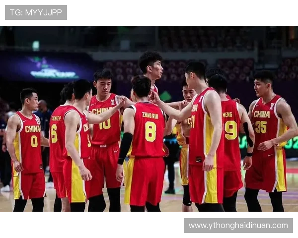 中国男篮力克韩国挺进亚洲杯决赛 展现强大团队合作精神
